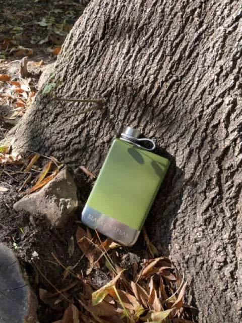 Black Peak Flask Water Bottle in Green, BPA-free - blackpeak1985